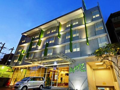 Hotel Whiz Malioboro 2*