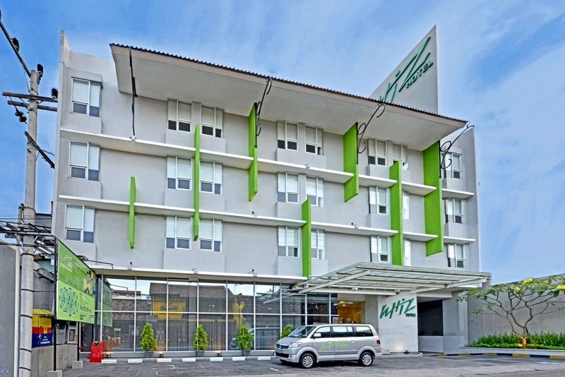Whiz Malioboro Hotel